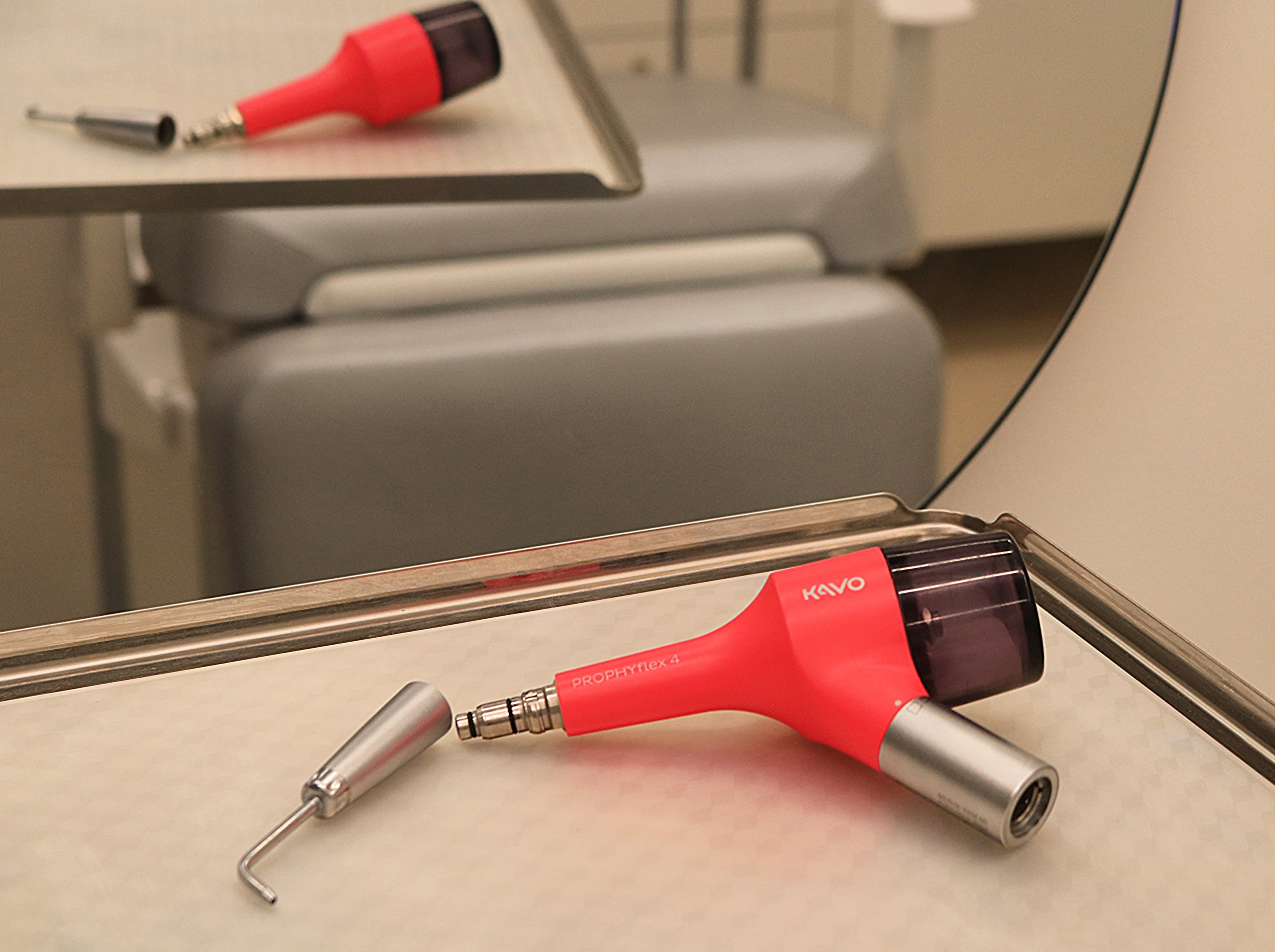Air polishing instrument at Vere Dental